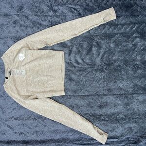 Gymshark Beige Long Sleeve Crop Top Thumb Holes NWT